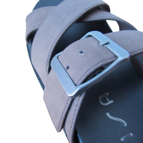 Unisa Womens Brown Buckle Sandals Size 5.5 Strappy Flat Slip On Shoes Outdoor - Picture 8 of 10